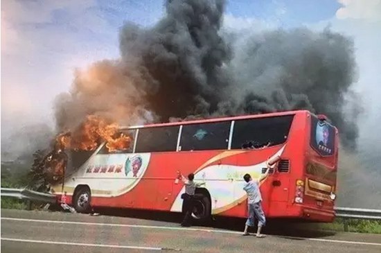 客车火灾 客车火灾